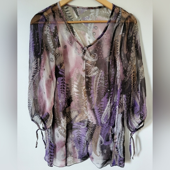 🎁 Free With Any Purchase - Purple, pink and gray top - Picture 1 of 5